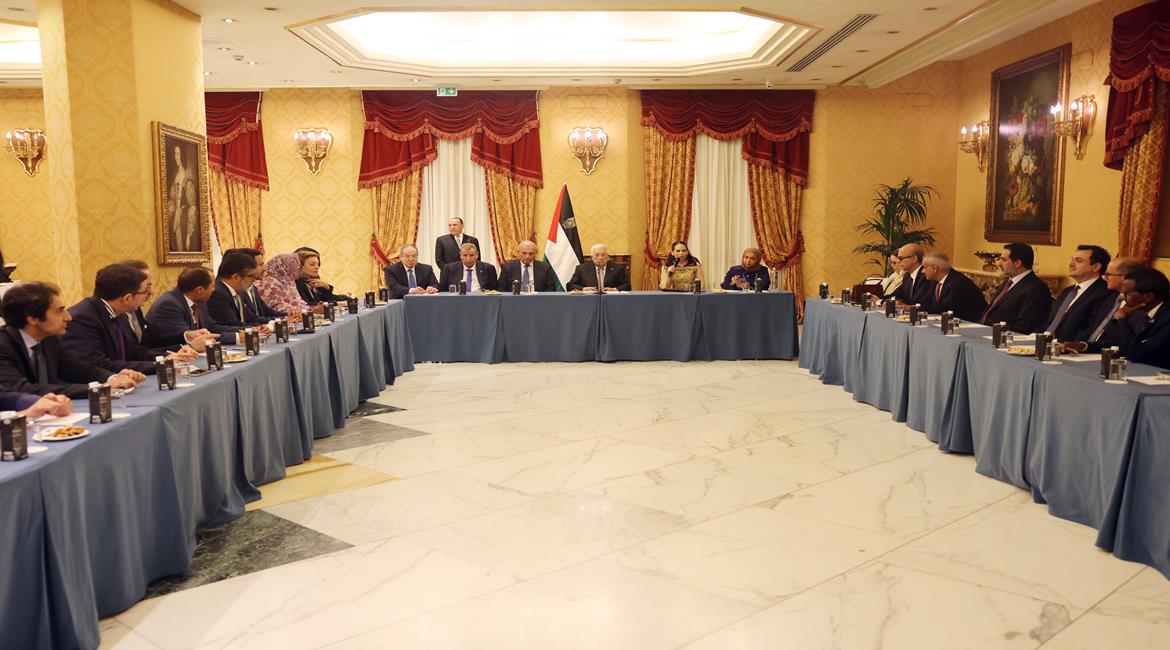 الرئيس محمود عباس، يستقبل  السفراء العرب المعتمدين لدى إيطاليا
