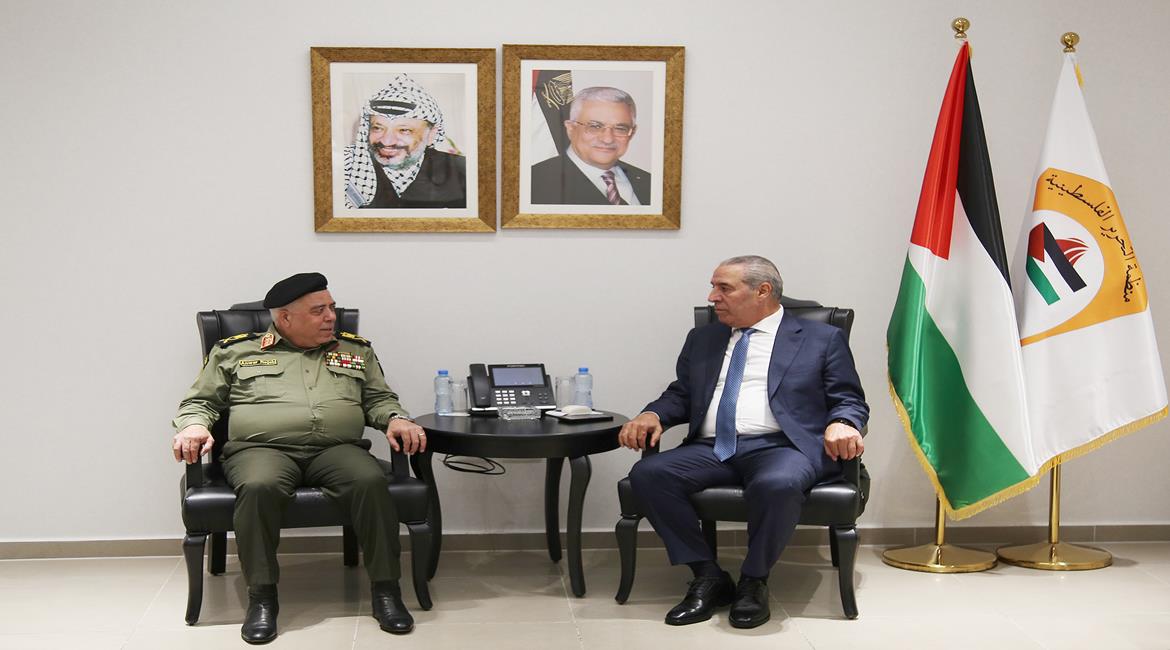 نائب رئيس دولة فلسطين، نائب رئيس اللجنة التنفيذية لمنظمة التحرير الفلسطينية، حسين الشيخ يستقبل المفوض السياسي العام اللواء أنور رجب
