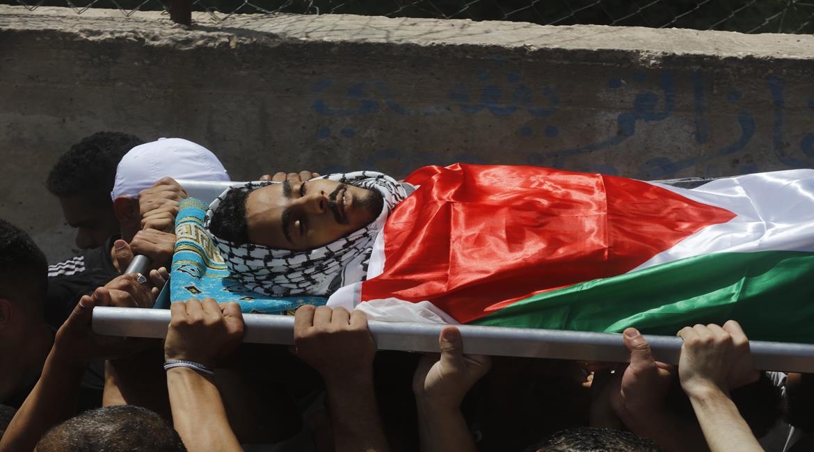 تشييع جثمان الشهيد محمد جلايطة (20 عاما) إلى مثواه الأخير في مدينة أريحا