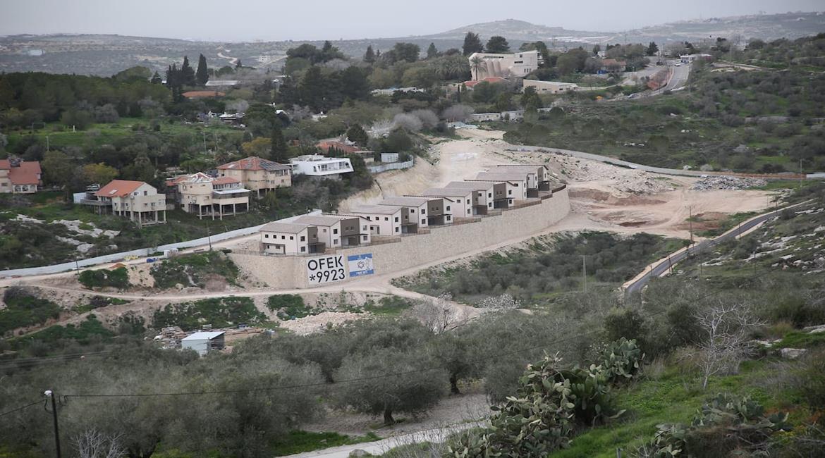 مشاهد تظهر مبانٍ جديدة في مستعمرة" أدوميم" الاسرائيلية قرب مدينة نابلس