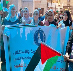 طولكرم - وقفة في طولكرم وفاء لدماء الشهداء وصمود الأسرى وتثمينا للمواقف الدولية التي انتصرت للحق الفلسطيني